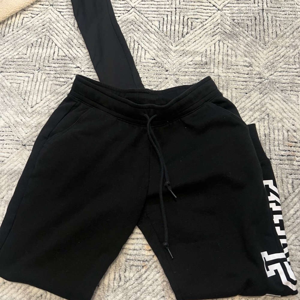 PINK Victoria's Secret Black Joggers - Picture 2 of 3